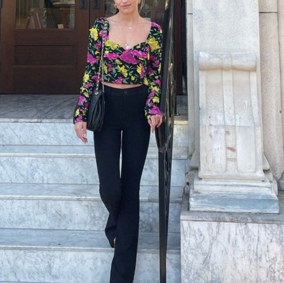 Zara cropped floral top with sweetheart bustline and ruched sleeves size Large - Picture 10 of 16